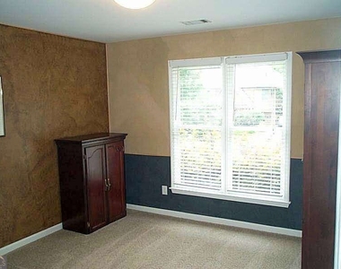 10635 Cauley Creek Drive - Photo Thumbnail 10