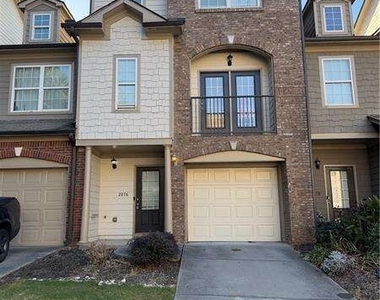 2976 Ashlyn Crest Court - Photo Thumbnail 1