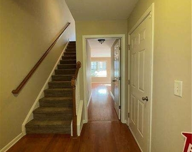 2976 Ashlyn Crest Court - Photo Thumbnail 2