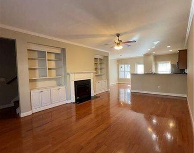 2976 Ashlyn Crest Court - Photo Thumbnail 3
