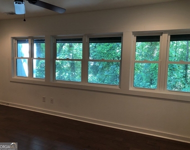 155 Woodstone Drive - Photo Thumbnail 7