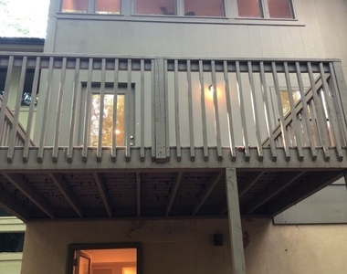 155 Woodstone Drive - Photo Thumbnail 9
