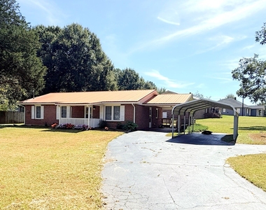 611 Mitchell Avenue - Photo Thumbnail 1