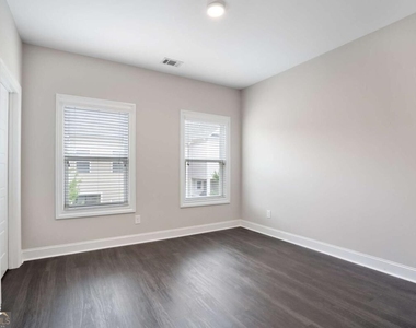 1825 Sanford Drive Nw - Photo Thumbnail 11