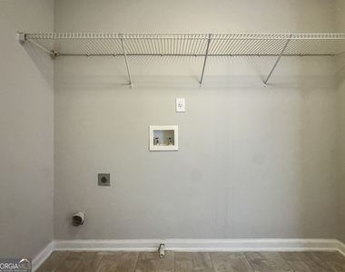 2613 Waterdale Road Sw - Photo Thumbnail 7