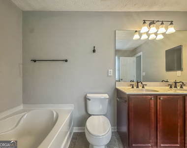 2613 Waterdale Road Sw - Photo Thumbnail 14