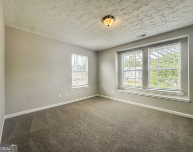 2613 Waterdale Road Sw - Photo Thumbnail 15