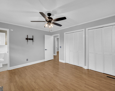 450 N Clarks Creek Road - Photo Thumbnail 29