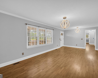 450 N Clarks Creek Road - Photo Thumbnail 14