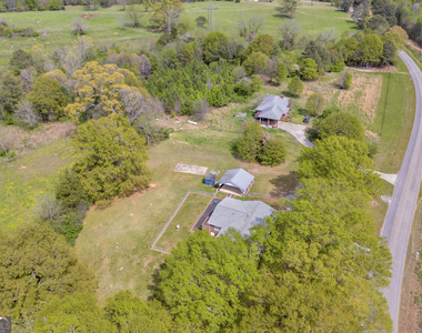 450 N Clarks Creek Road - Photo Thumbnail 3