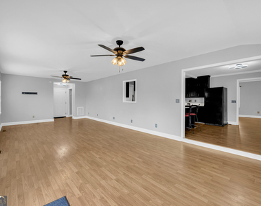 450 N Clarks Creek Road - Photo Thumbnail 39