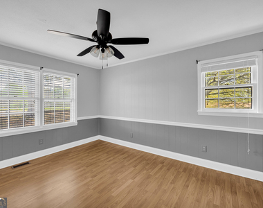 450 N Clarks Creek Road - Photo Thumbnail 26