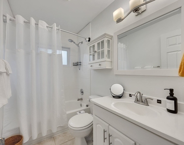 1040 Herndon Street Nw - Photo Thumbnail 10