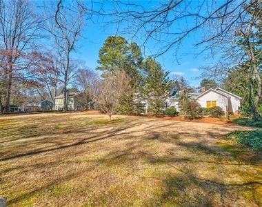 4010 Mansion Drive - Photo Thumbnail 20