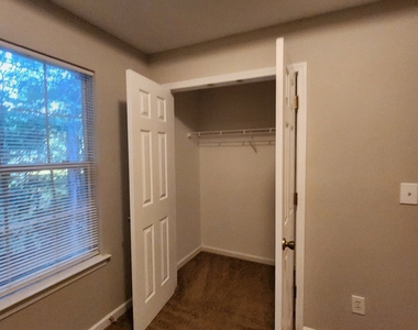 553 Wren Walk - Photo Thumbnail 14