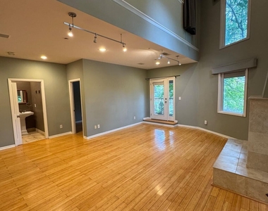 1206 Piedmont Avenue - Photo Thumbnail 3