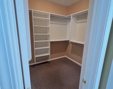 125 Acadian Drive - Photo Thumbnail 11