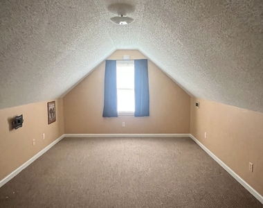 125 Acadian Drive - Photo Thumbnail 15