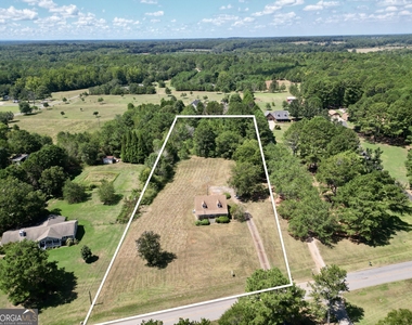 693 Patton Road - Photo Thumbnail 2