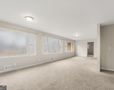 247 Smithstone Path - Photo Thumbnail 15