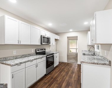 247 Smithstone Path - Photo Thumbnail 7
