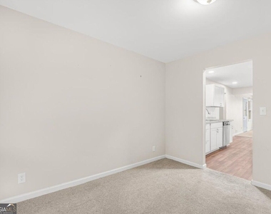 247 Smithstone Path - Photo Thumbnail 12