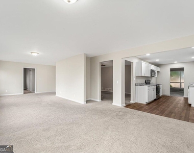 247 Smithstone Path - Photo Thumbnail 6