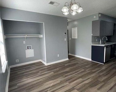 1457 Stone Mill Trace - Photo Thumbnail 6