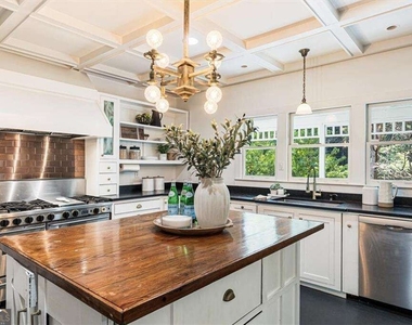 14125 Phillips Circle - Photo Thumbnail 28