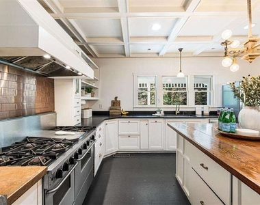 14125 Phillips Circle - Photo Thumbnail 31