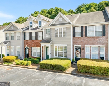 1378 Penhurst Drive - Photo Thumbnail 1