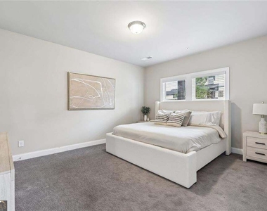 1037 Knoxboro Lane - Photo Thumbnail 19