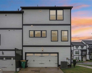 1037 Knoxboro Lane - Photo Thumbnail 43