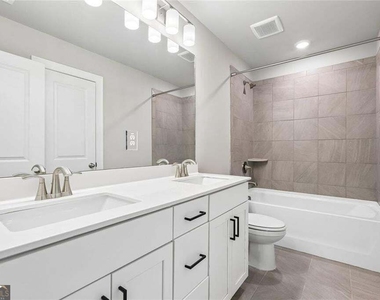 1037 Knoxboro Lane - Photo Thumbnail 27