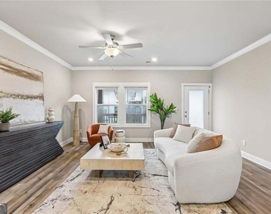 1037 Knoxboro Lane - Photo Thumbnail 10
