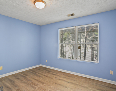12203 Fairington Ridge Circle - Photo Thumbnail 7