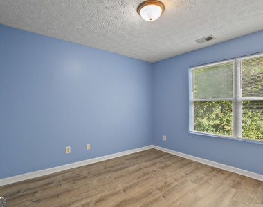 12203 Fairington Ridge Circle - Photo Thumbnail 10