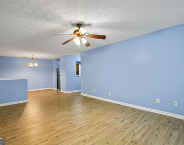 12203 Fairington Ridge Circle - Photo Thumbnail 4