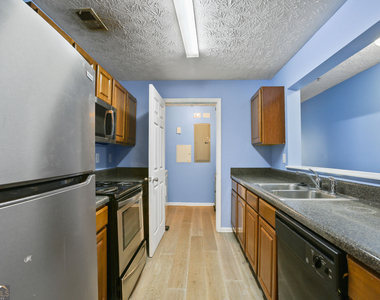 12203 Fairington Ridge Circle - Photo Thumbnail 5