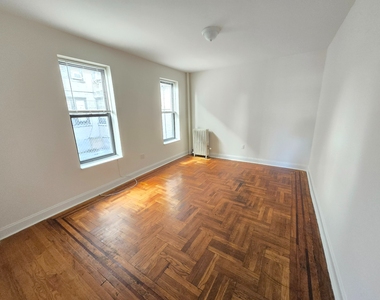 161 Avenue P - Photo Thumbnail 1