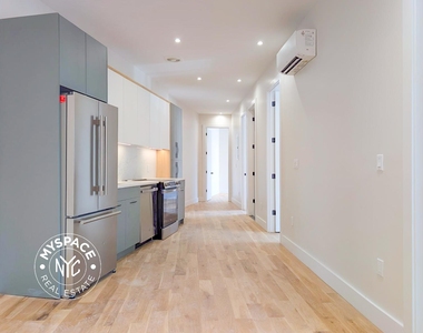 323 Eckford Street - Photo Thumbnail 6
