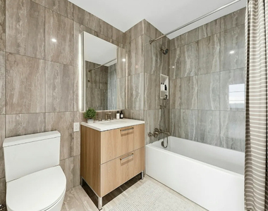 Astoria - Photo Thumbnail 4