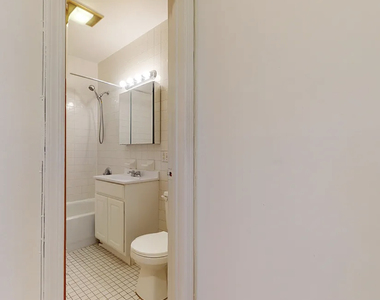1297 Lexington Avenue - Photo Thumbnail 11