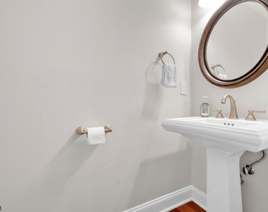 1118 Sage Ct - Photo Thumbnail 12