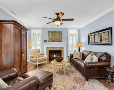 317 Worthington Avenue - Photo Thumbnail 7