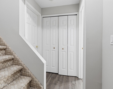 30 Gladney Avenue - Photo Thumbnail 27