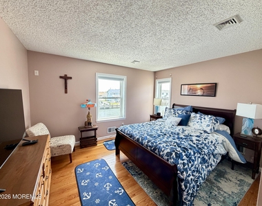 1001 Painter Pt Point - Photo Thumbnail 10