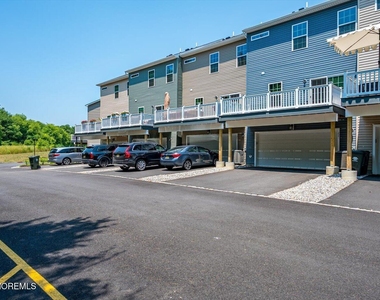 220 Anchor Way - Photo Thumbnail 38