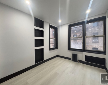 East 58 Street - Photo Thumbnail 4