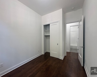 West 68 Street - Photo Thumbnail 1